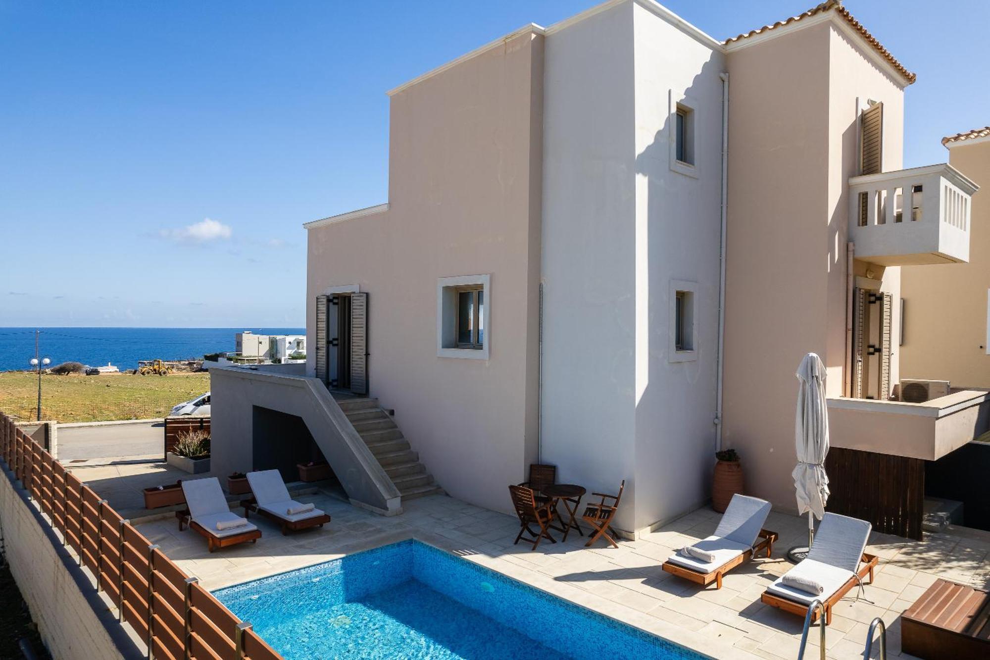 Daphne Panormos (Crete)